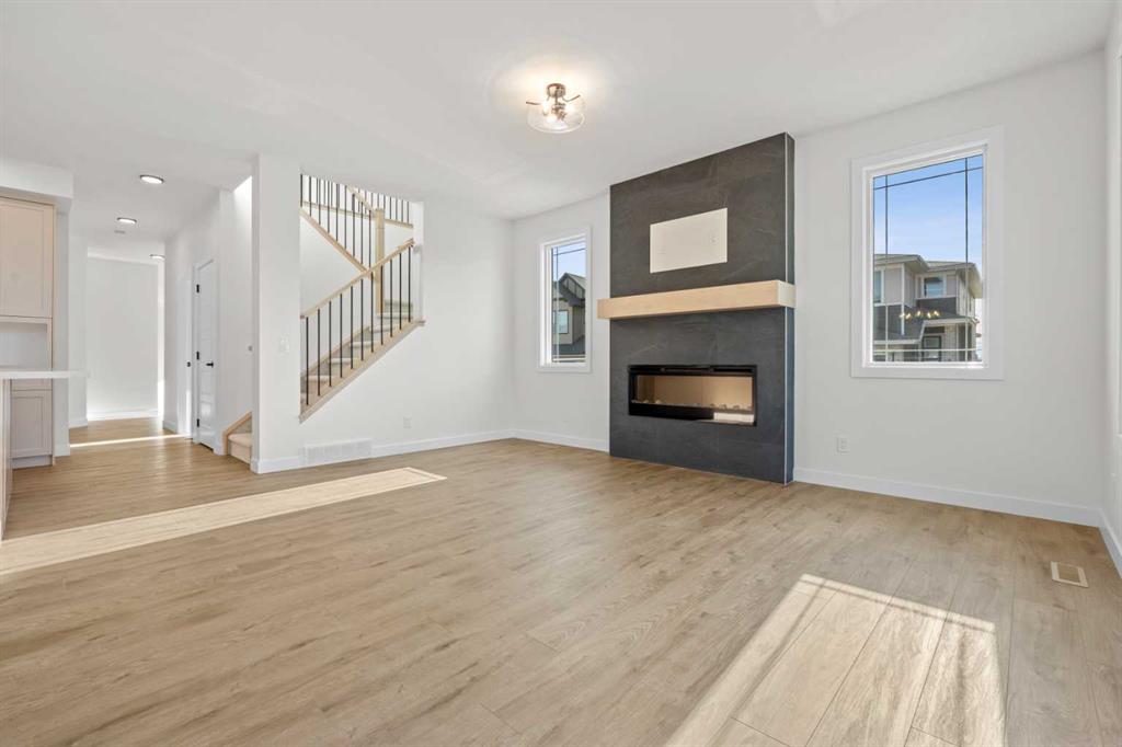 Additional image 5 of 571 Buffaloberry Manor SE, Calgary, AB, T3M3Z1