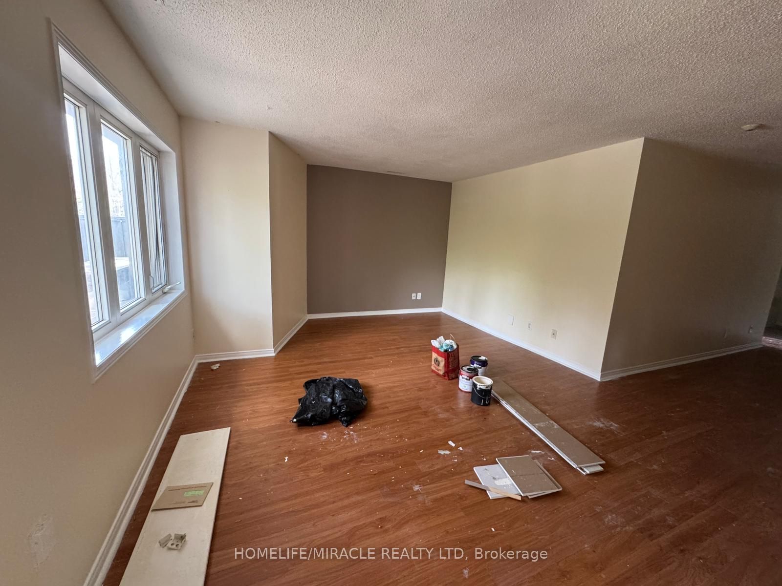 Additional image 3 of 1-565 Kennedy Road, Toronto, ON, M1K 2B2