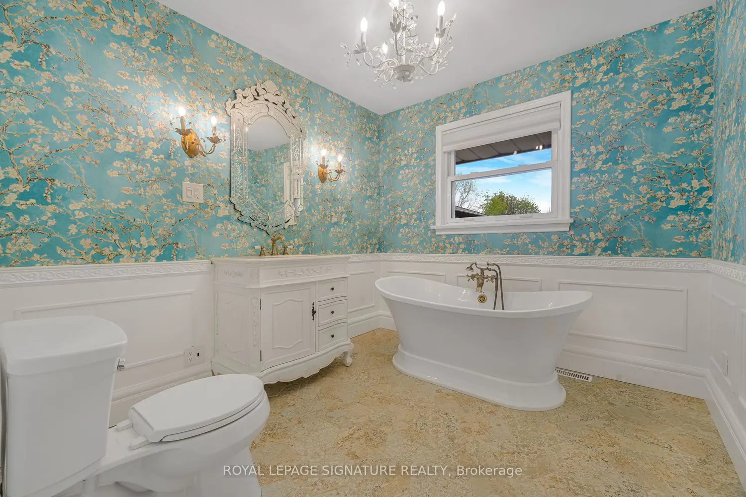Additional image 8 of 5026 Gibson Street
