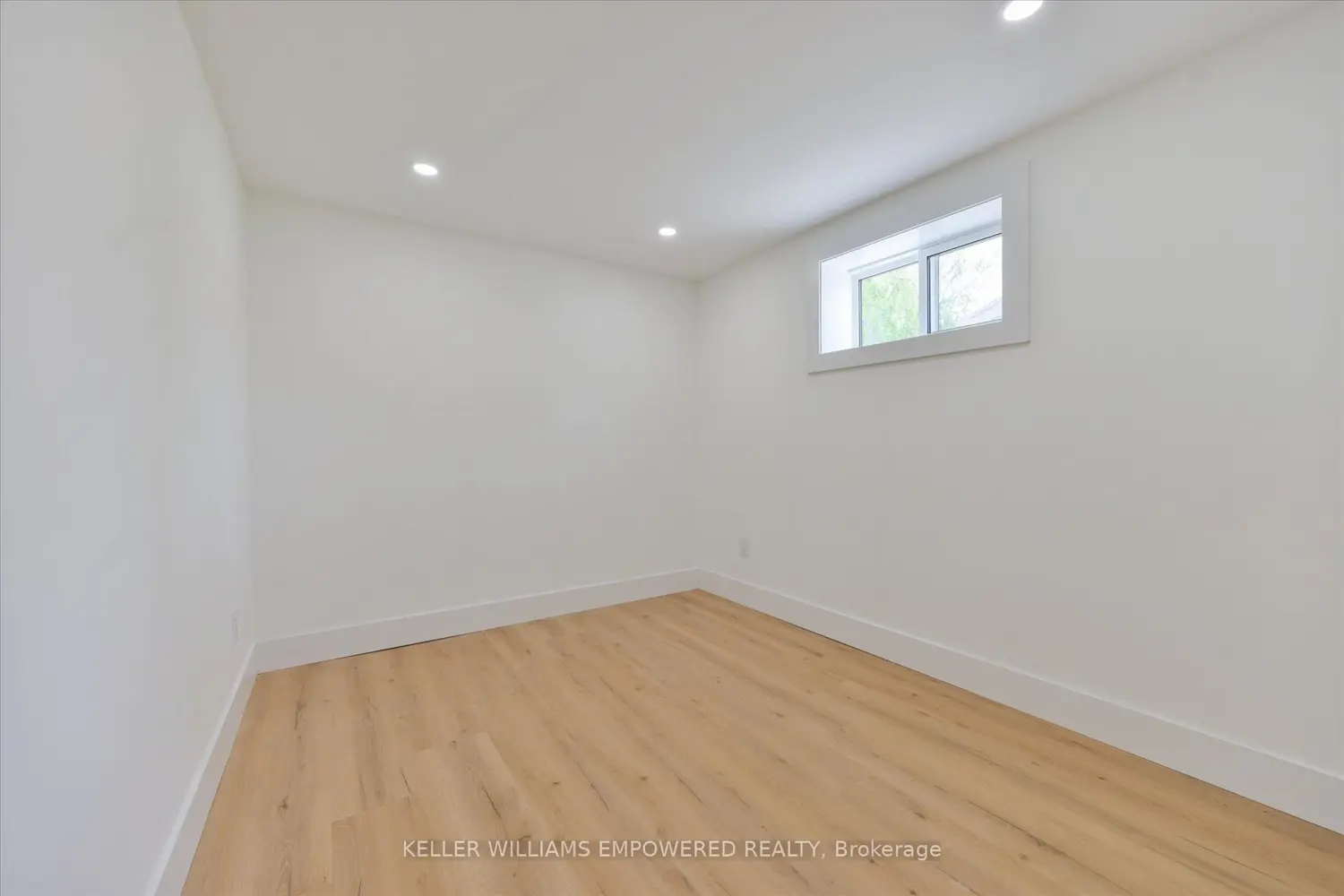 Additional image 17 of 42 Deerhurst Avenue