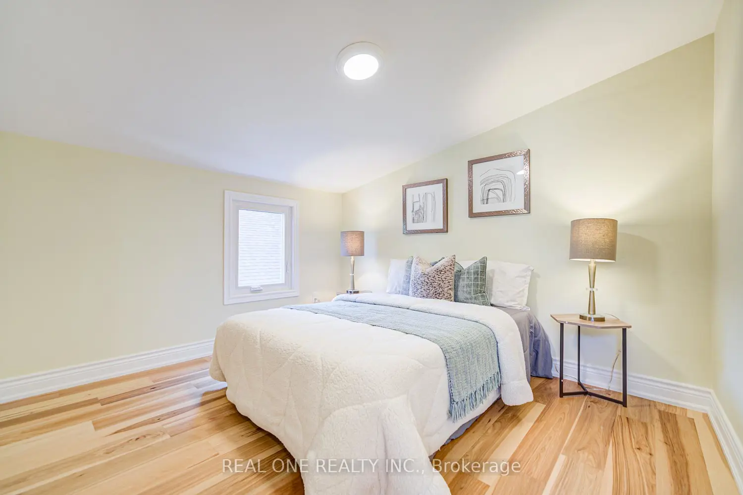 Additional image 8 of 4052 Saint James Avenue