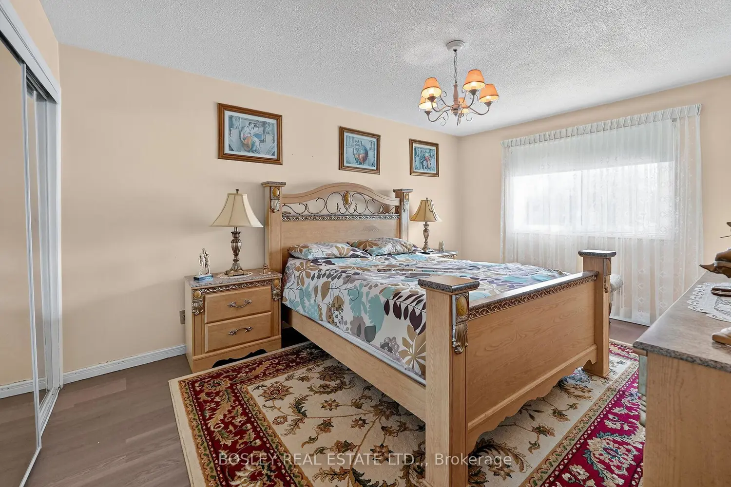 Additional image 6 of 3260 Harleyford Crescent