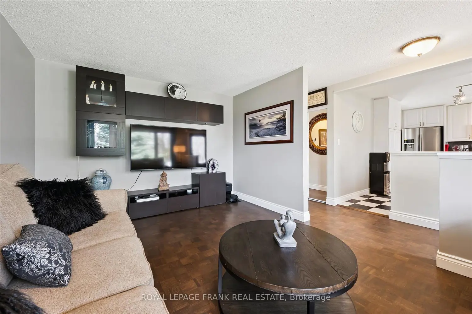 11 Argyle Drive photo 3