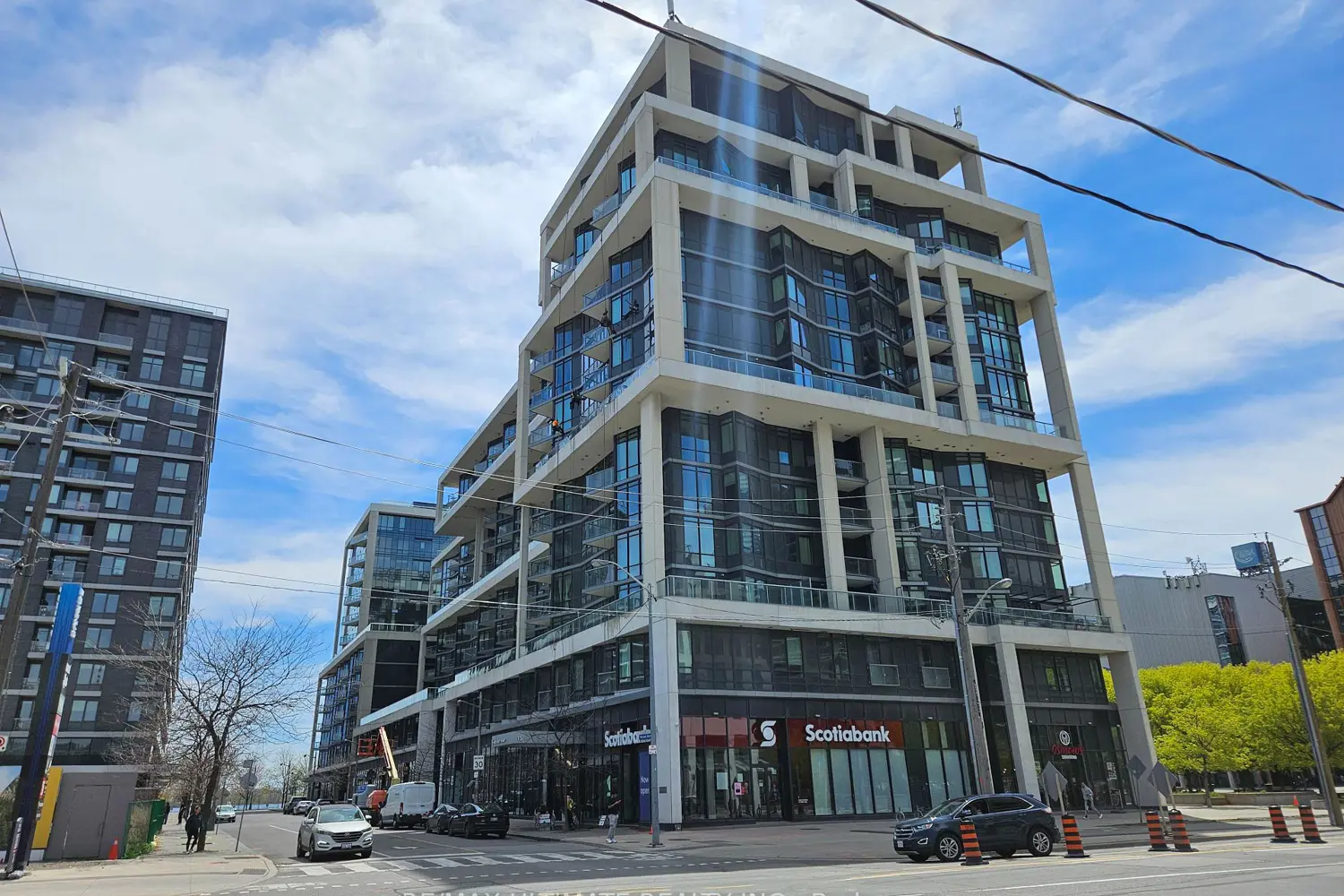 15 Merchants' Wharf 703