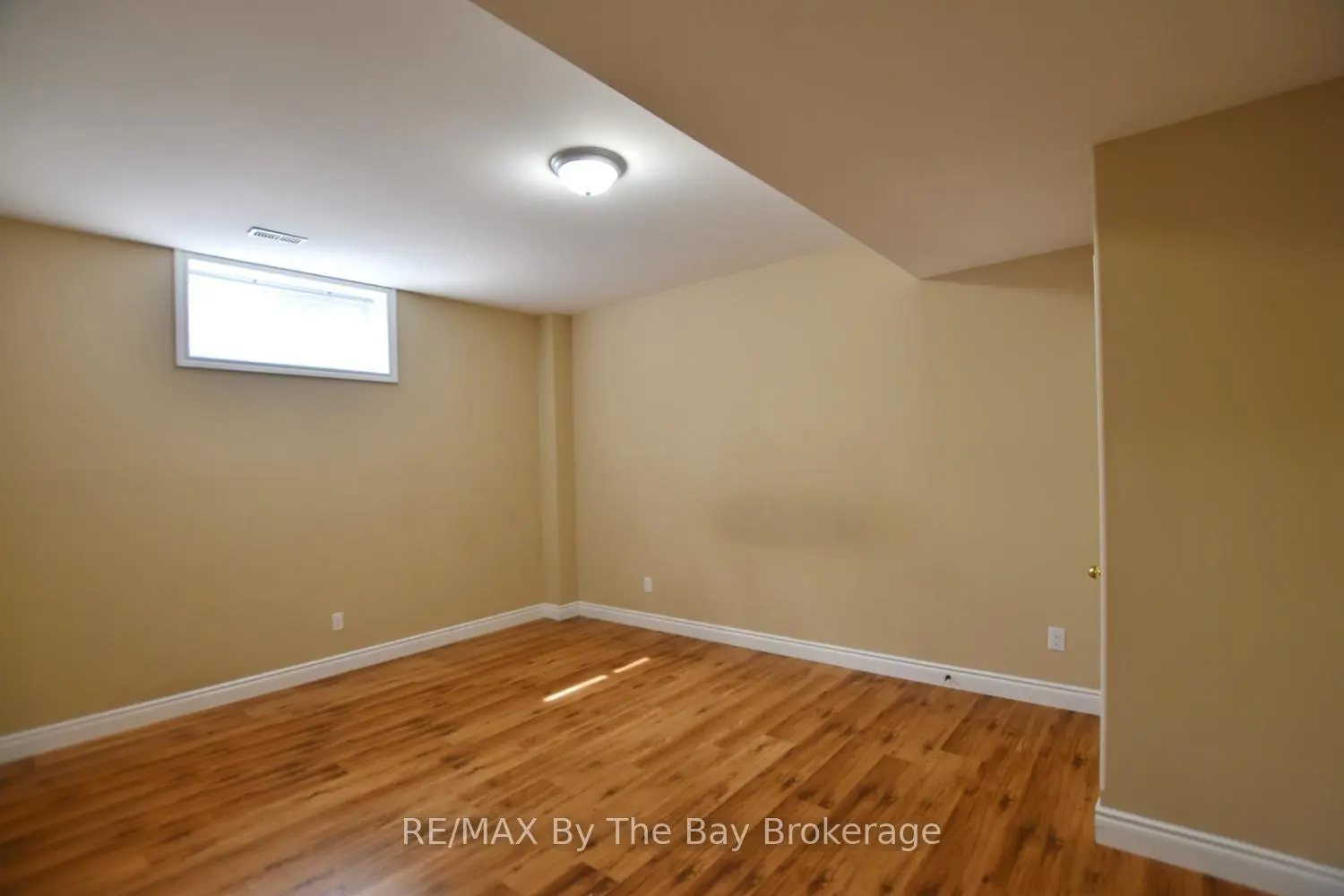 Additional image 11 of 37 Wesley Avenue