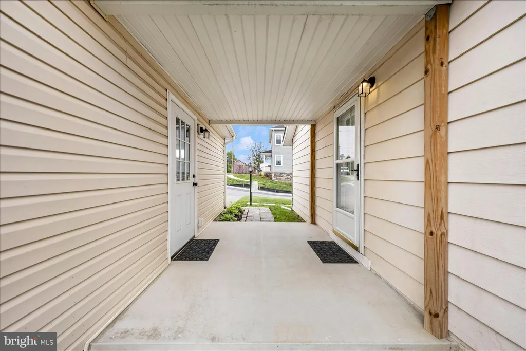 Additional image 42 of 98 Summers Drive, Middletown, MD 21769