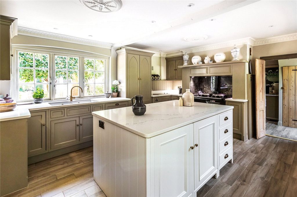 Additional image 14 of 5 bed detached house to rentThe Street, Slinfold, Horsham, West Sussex RH13