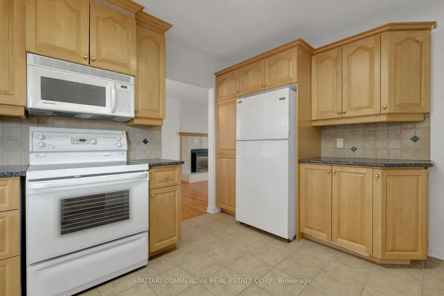 1156 Deer Park Road photo 5