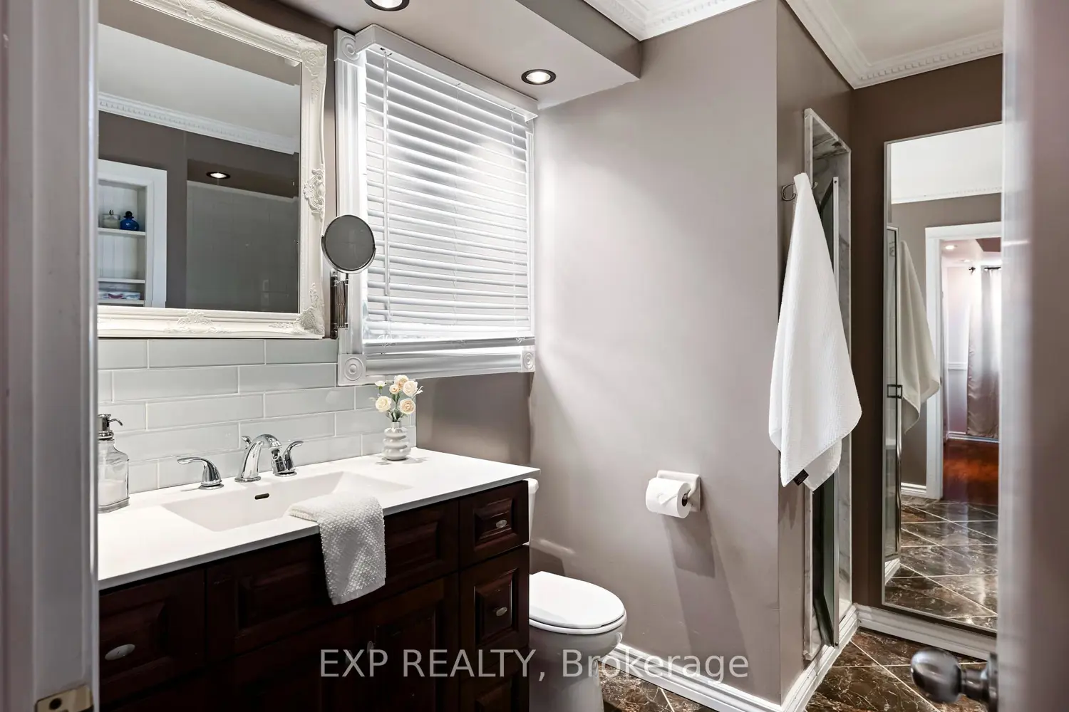 Additional image 9 of 218 Kensington Place