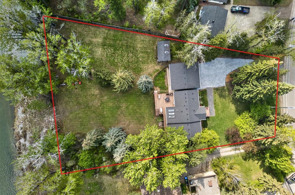 Additional image 3 of 7136 Bow Crescent NW, Calgary, AB, T3B 2B9