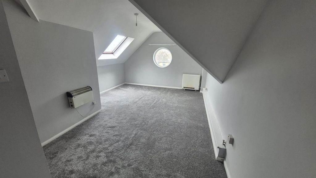 Additional image 12 of 3 bed terraced house to rentCadogan Close, Johnston, Haverfordwest SA62