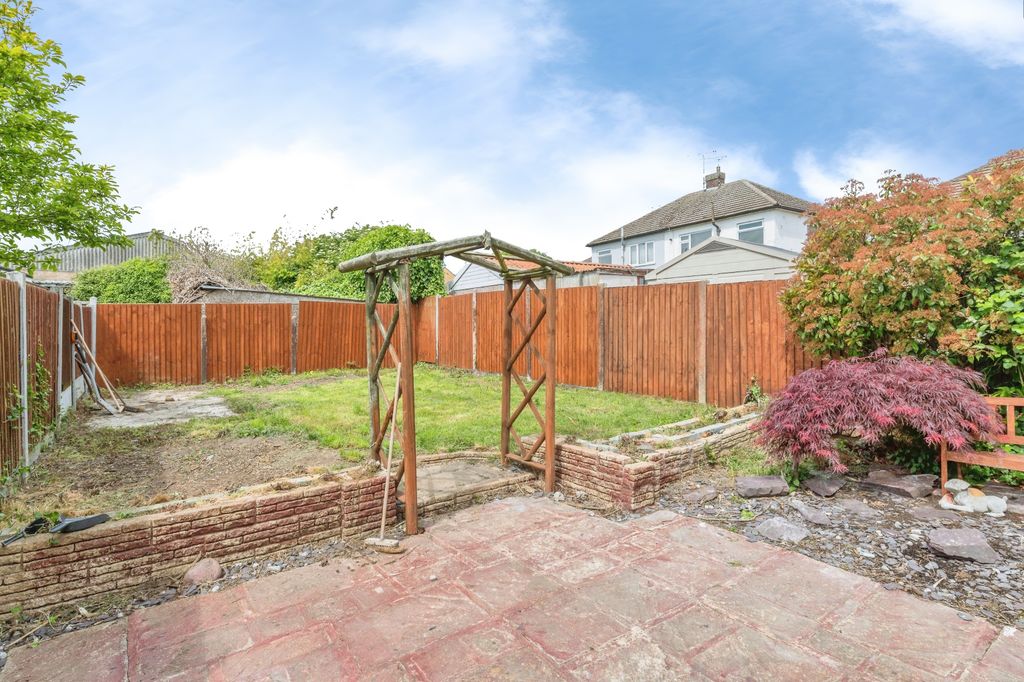 Additional image 16 of 4 bed semi-detached house for saleSandown Road, Wickford SS11