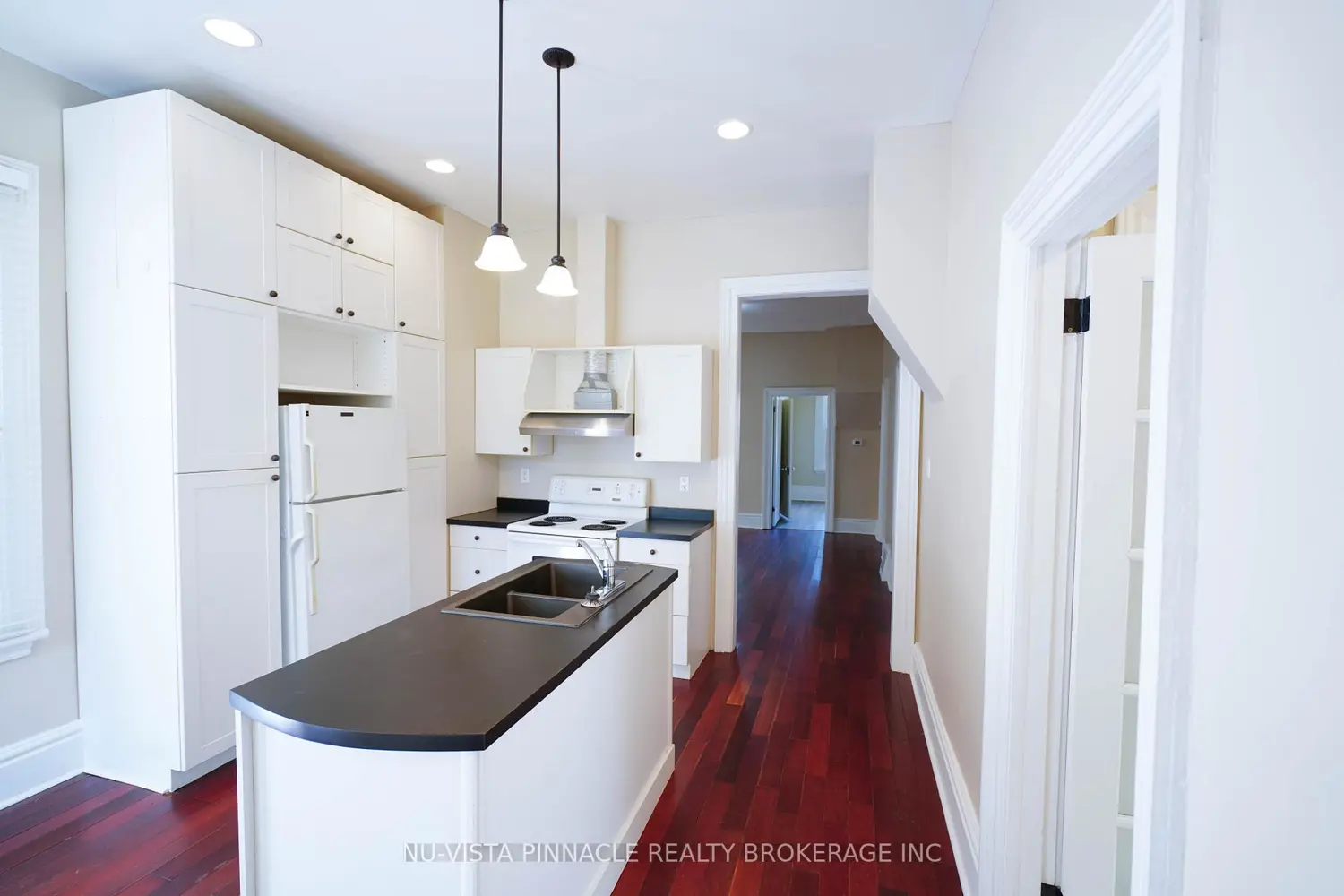 Additional image 6 of 571 Dufferin Avenue