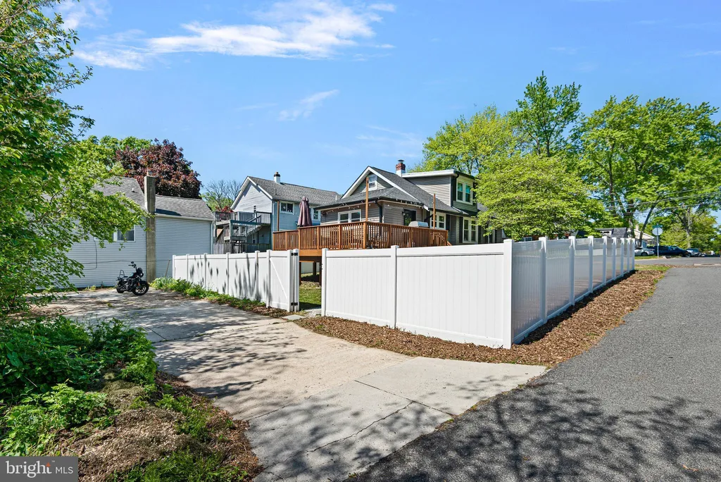 300 S Colonial Avenue, Wilmington, DE 19805