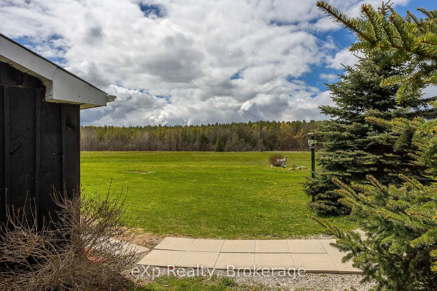 Additional image 3 of 498170 Concession 6 N