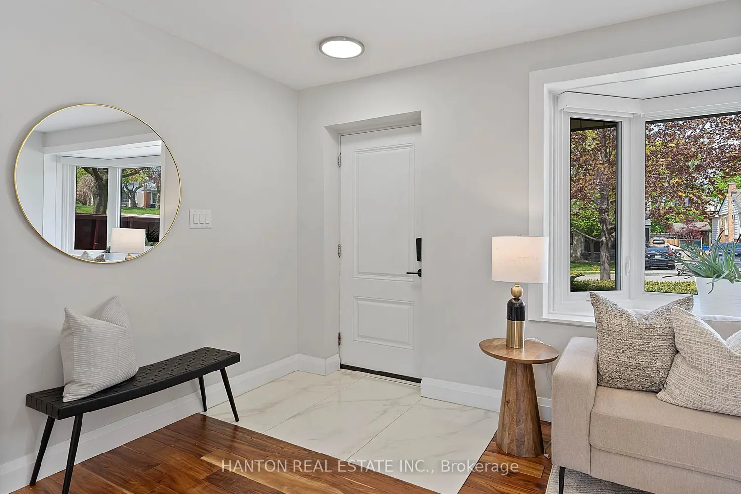 348 Mountainview Drive photo 4
