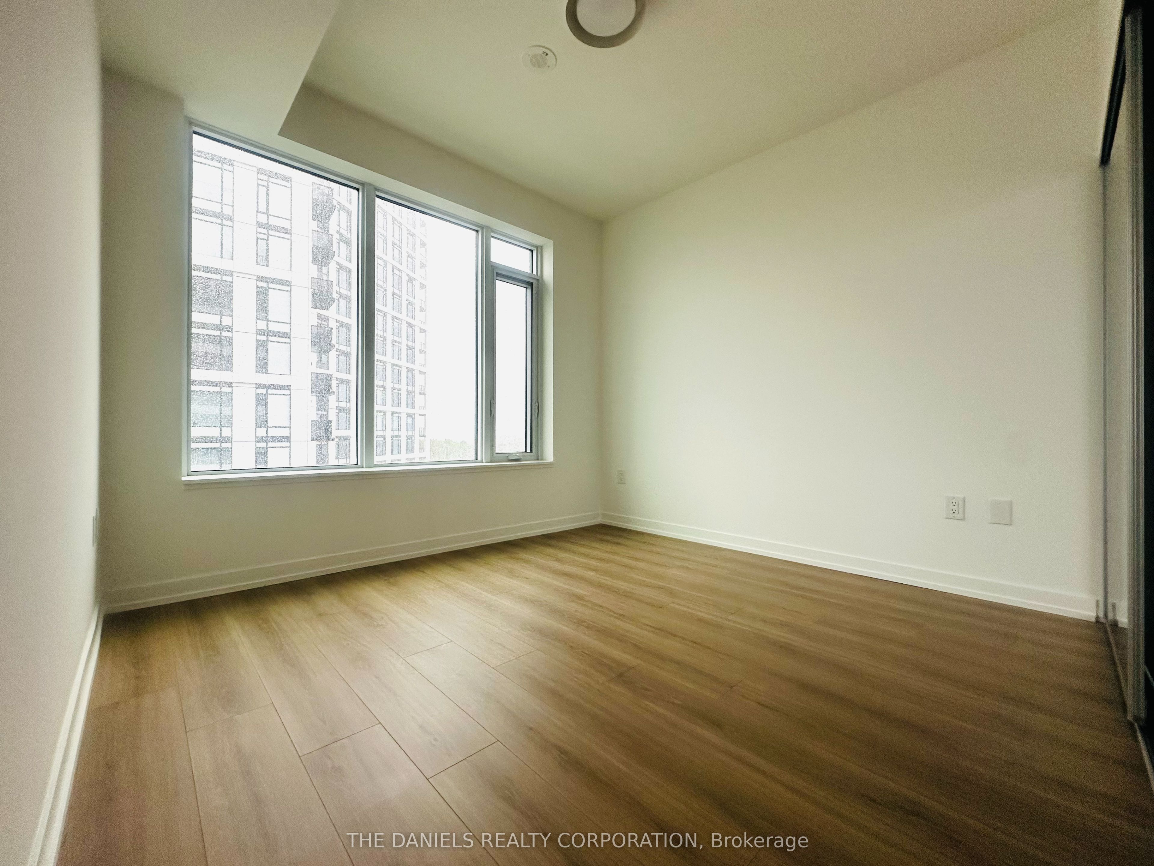 Additional image 2 of 1204-2485 Eglinton Avenue W, Mississauga, ON, L5M 2T1