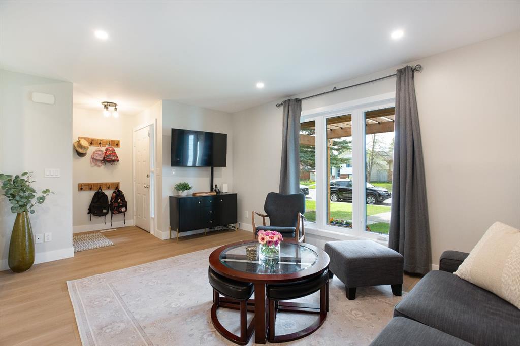 Additional image 6 of 167 Sunvale Crescent SE, Calgary, AB, T2X 2P8