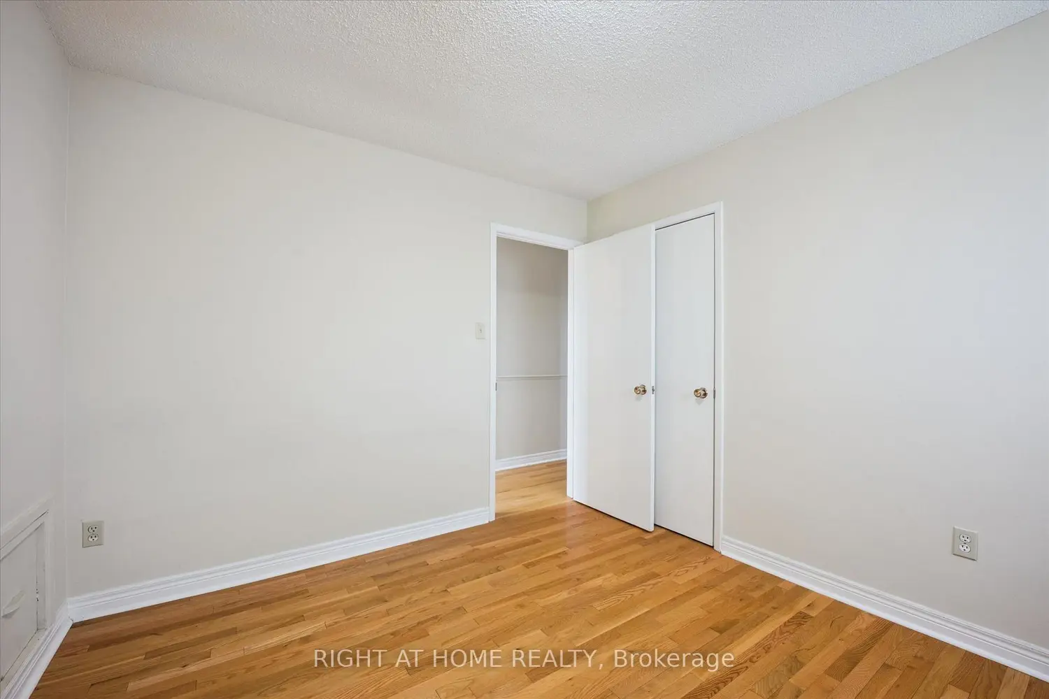 Additional image 19 of 37 Moffatt Avenue