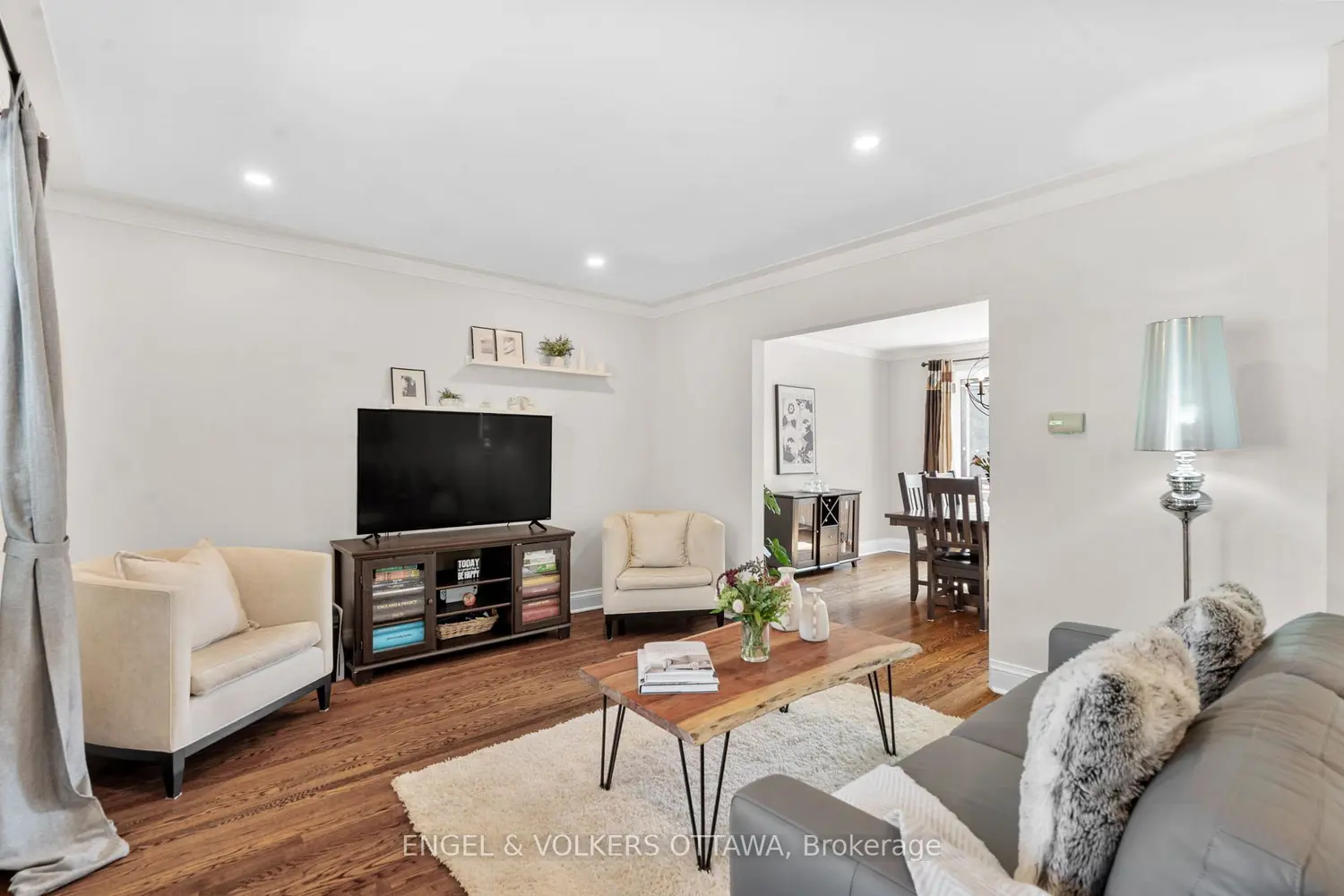 14 Cameron Avenue photo 5