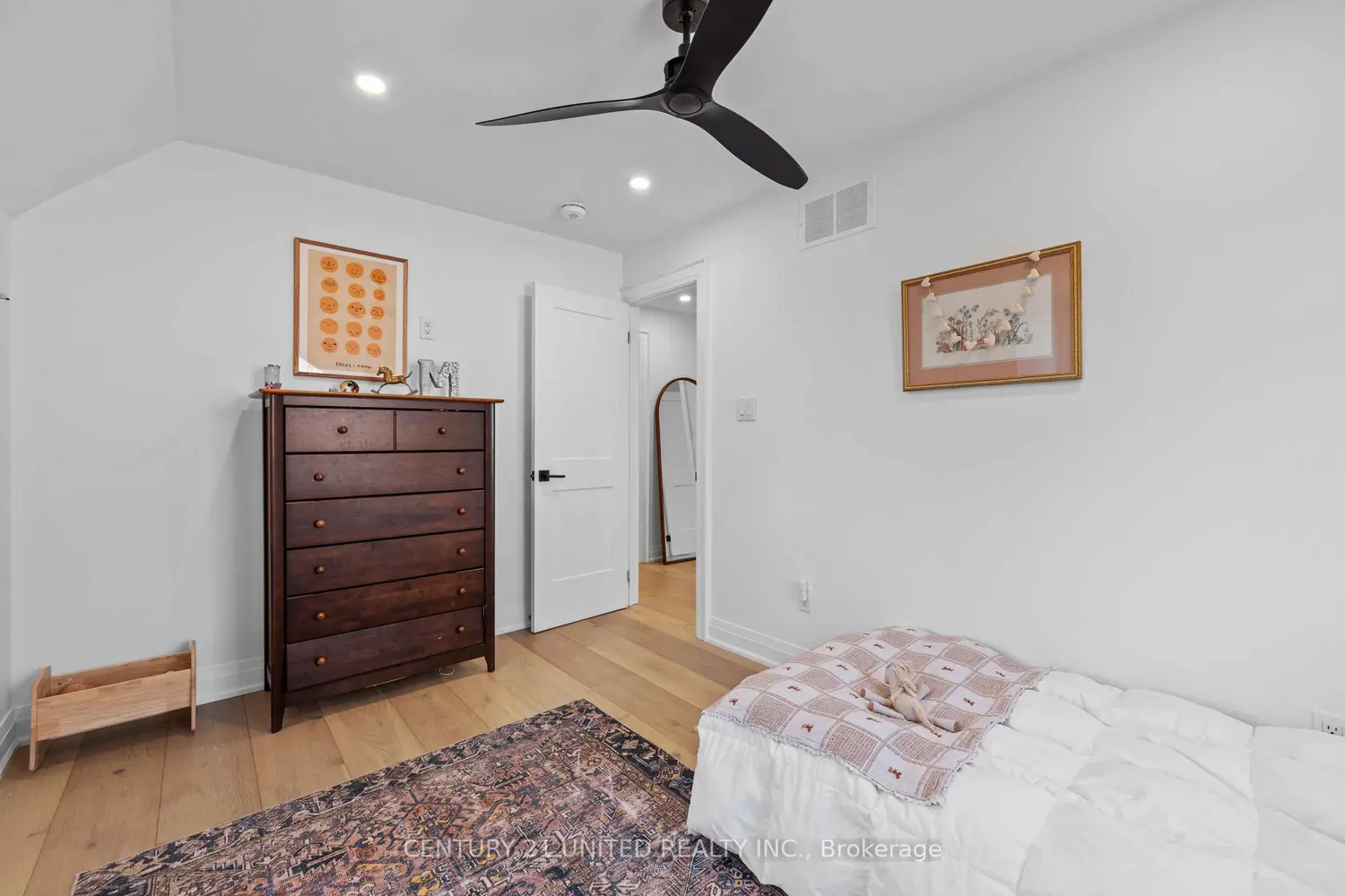 Additional image 15 of 753 Chesterfield Avenue
