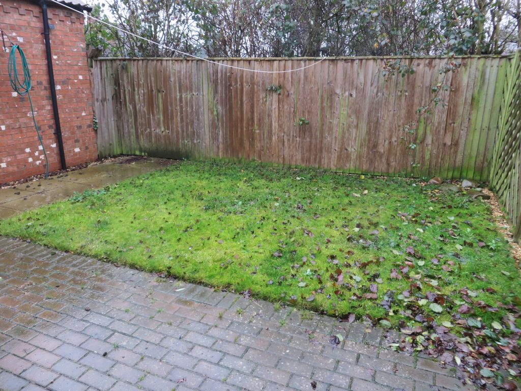Additional image 14 of 3 bed semi-detached house to rentCollege Lawns, Broughton DN20