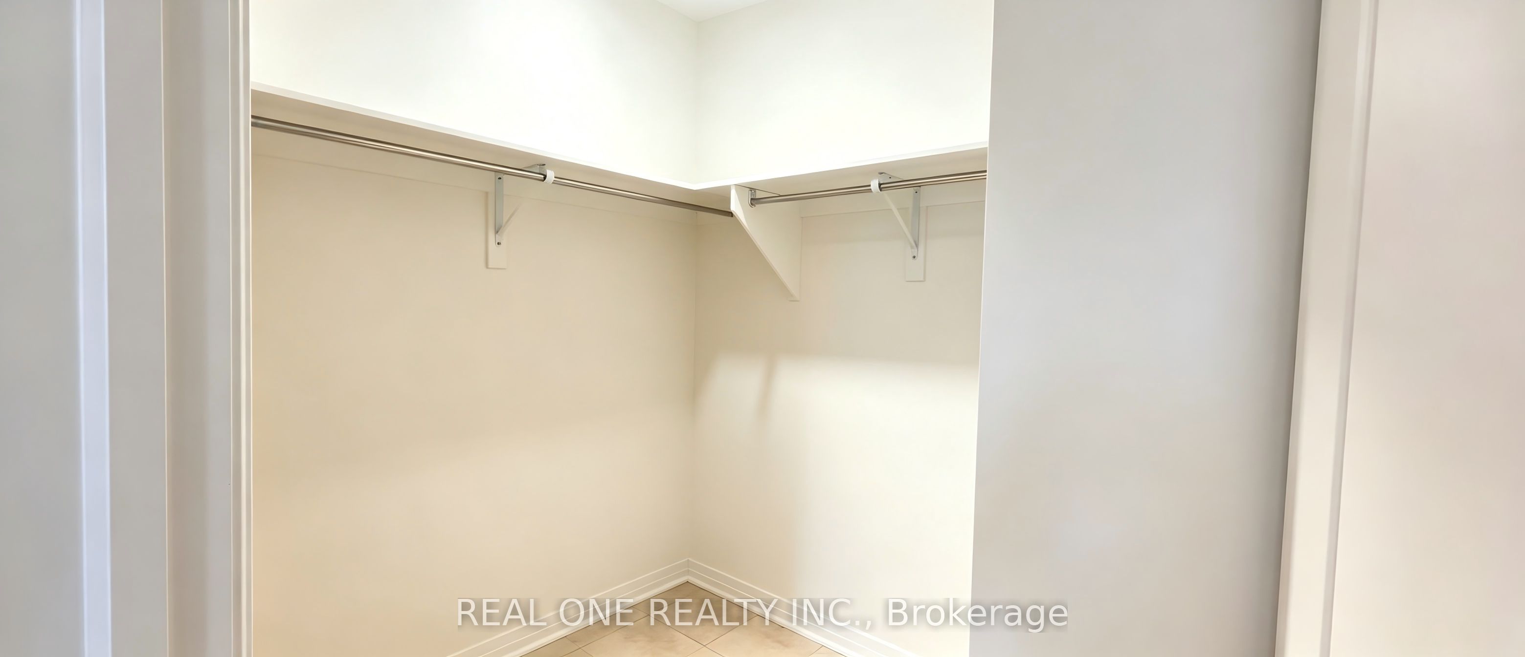 Additional image 4 of 3214 Crystal Drive, Oakville, ON, L6M 5S8
