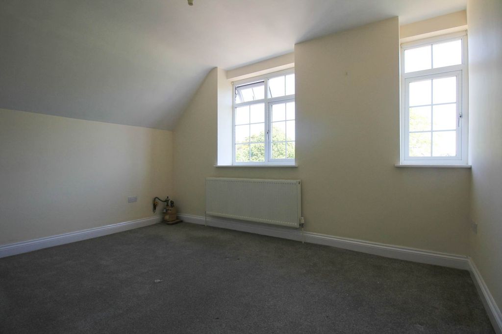 Additional image 8 of 2 bed semi-detached house to rentTrewartha Park, Weston-Super-Mare BS23