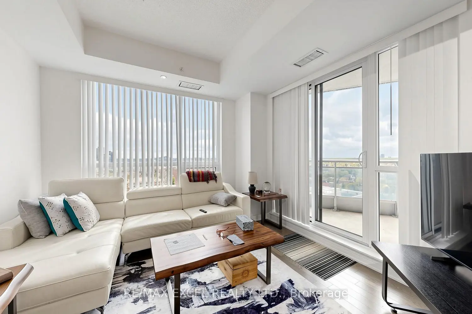 Additional image 3 of 9205 Yonge Street 1709