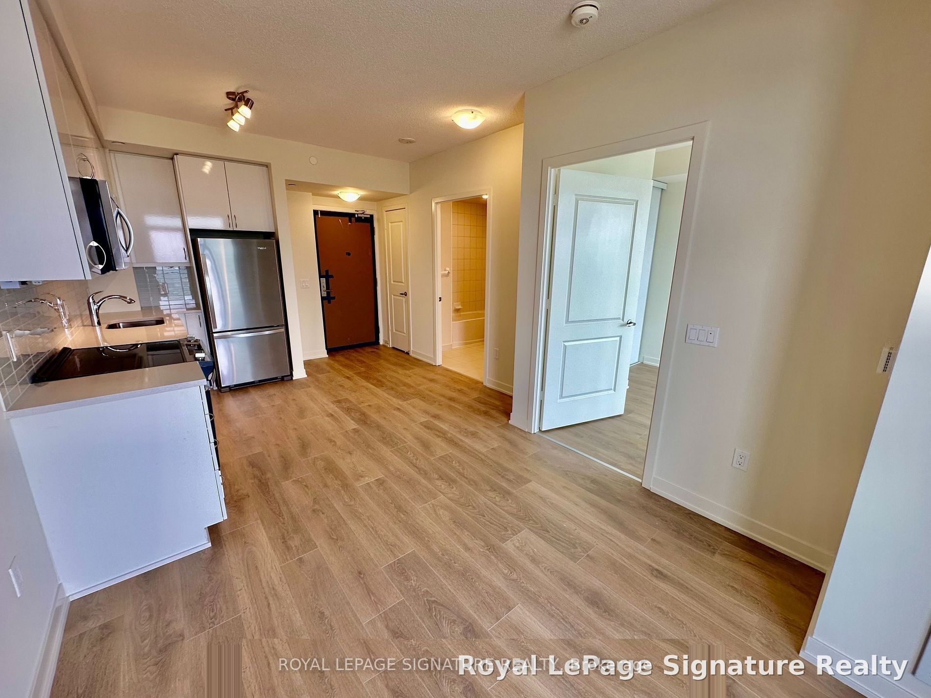 Additional image 2 of 4809-38 Annie Craig Drive, Toronto, ON, M8V 0G9