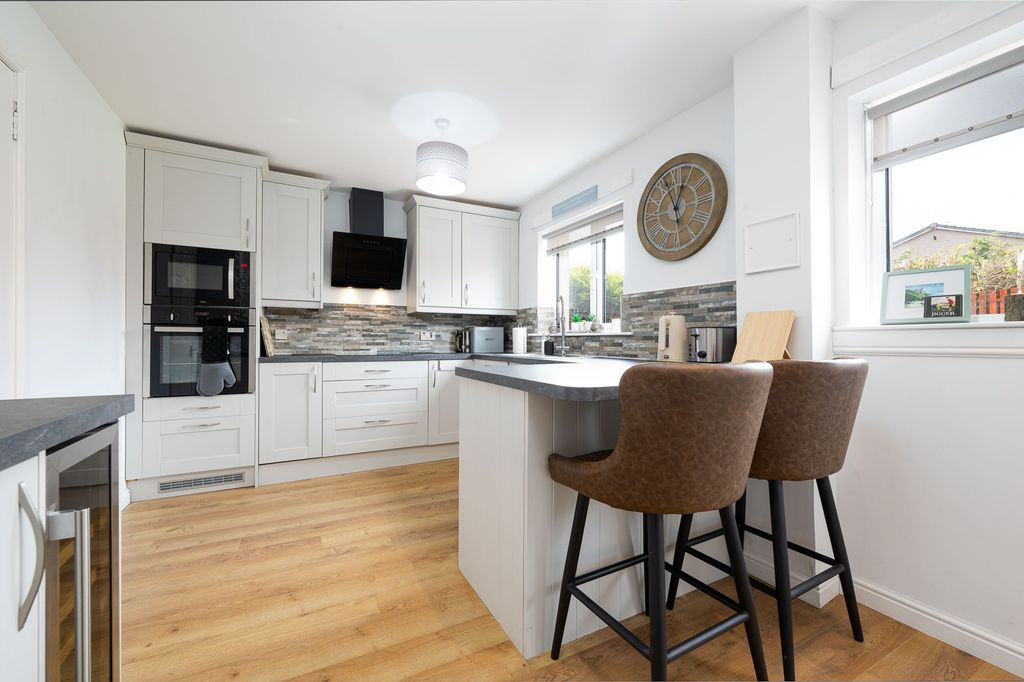 Additional image 3 of 4 bed detached house for saleTummel Road, Wemyss Bay PA18