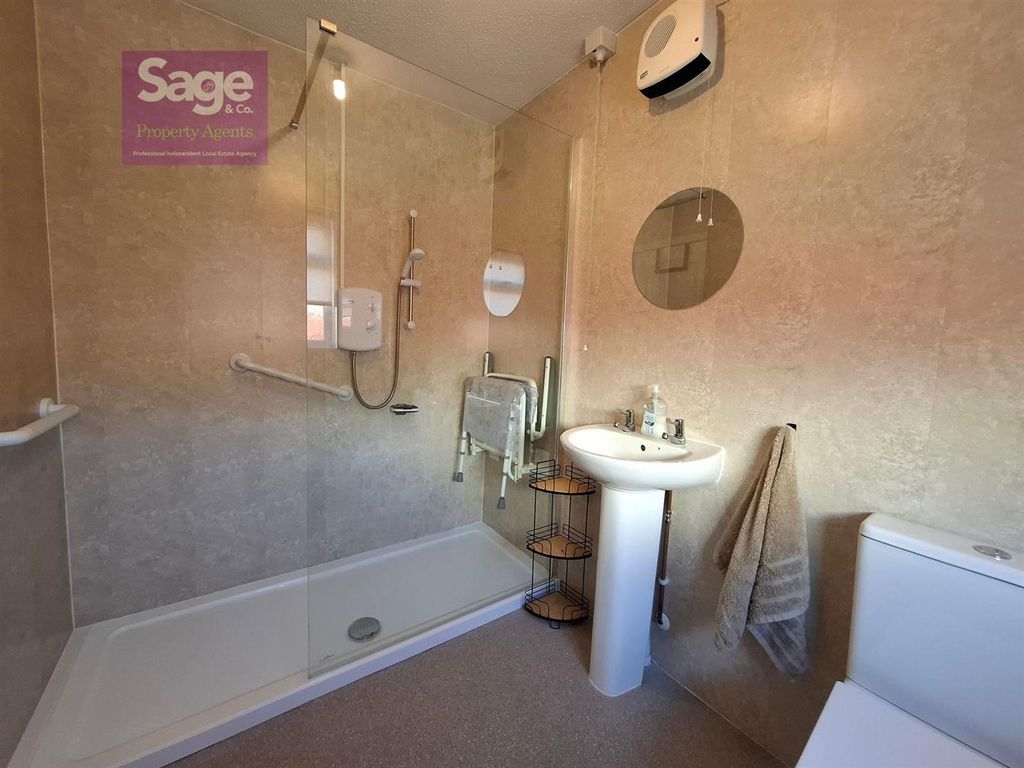 Additional image 8 of 3 bed end terrace house to rentGrove Road, Risca NP11