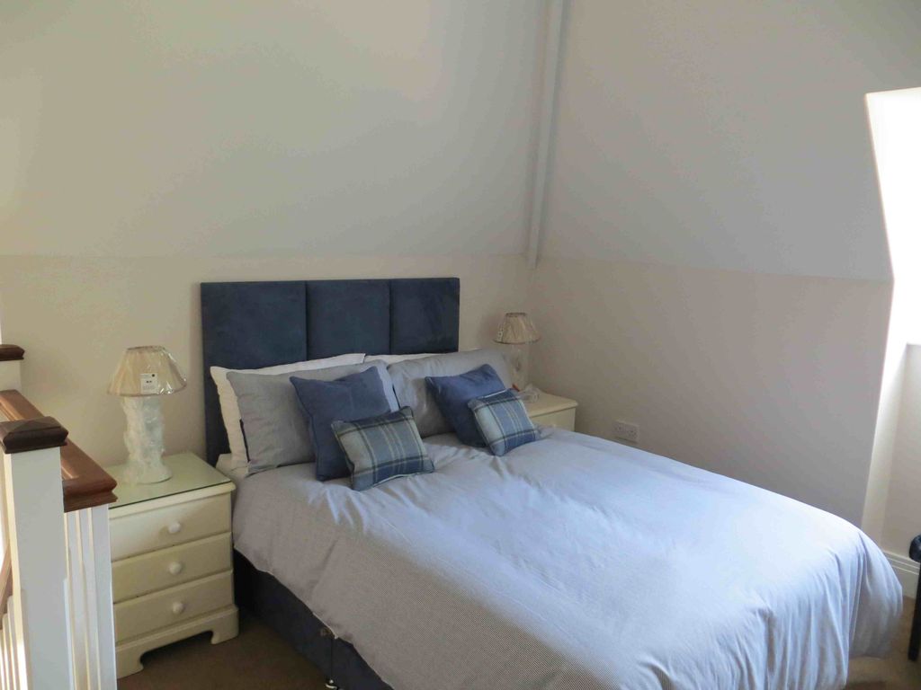 Additional image 5 of Room to rentHunts Lane, Taplow, Maidenhead SL6