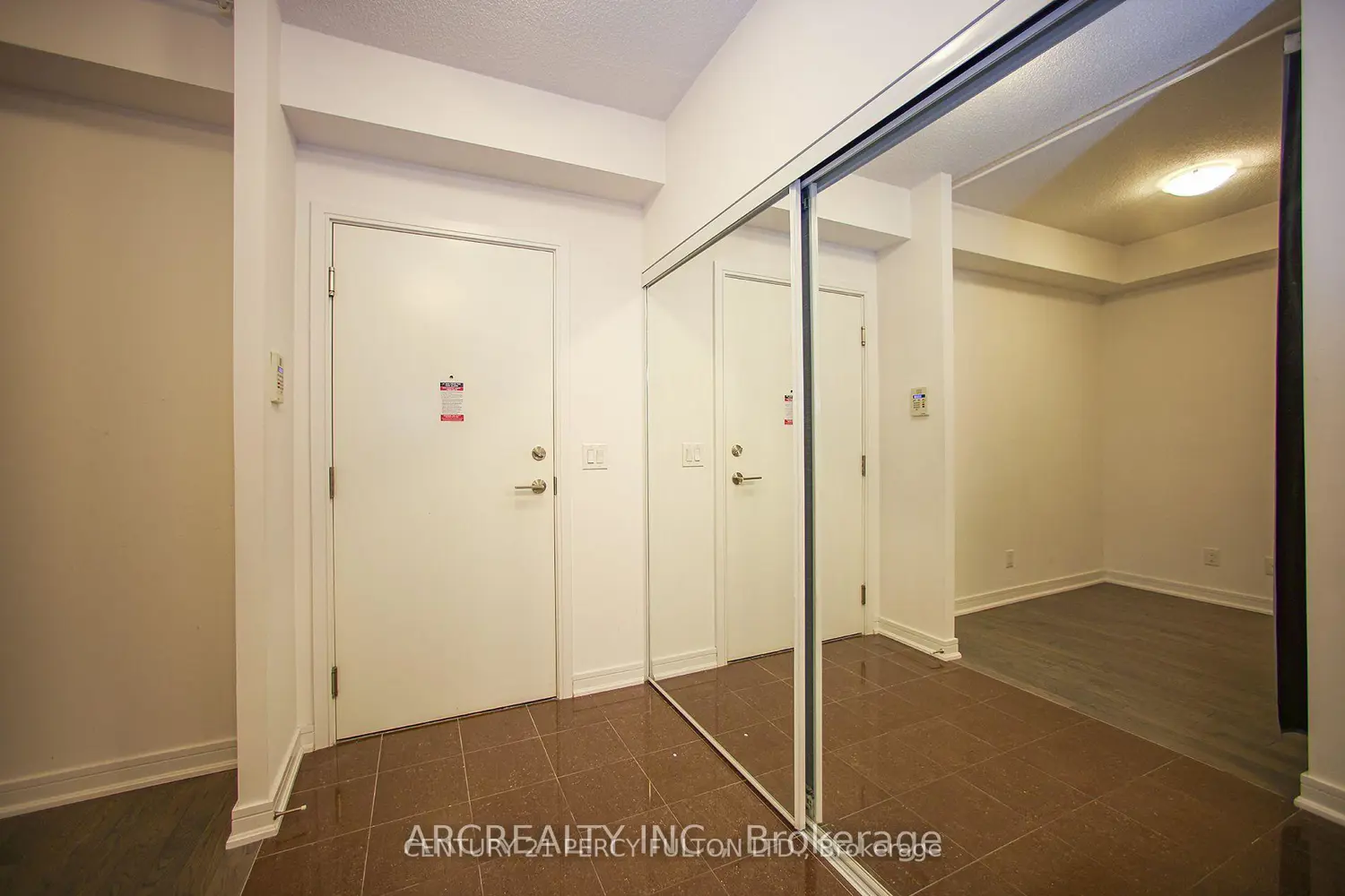 Additional image 2 of 9205 Yonge Street 512
