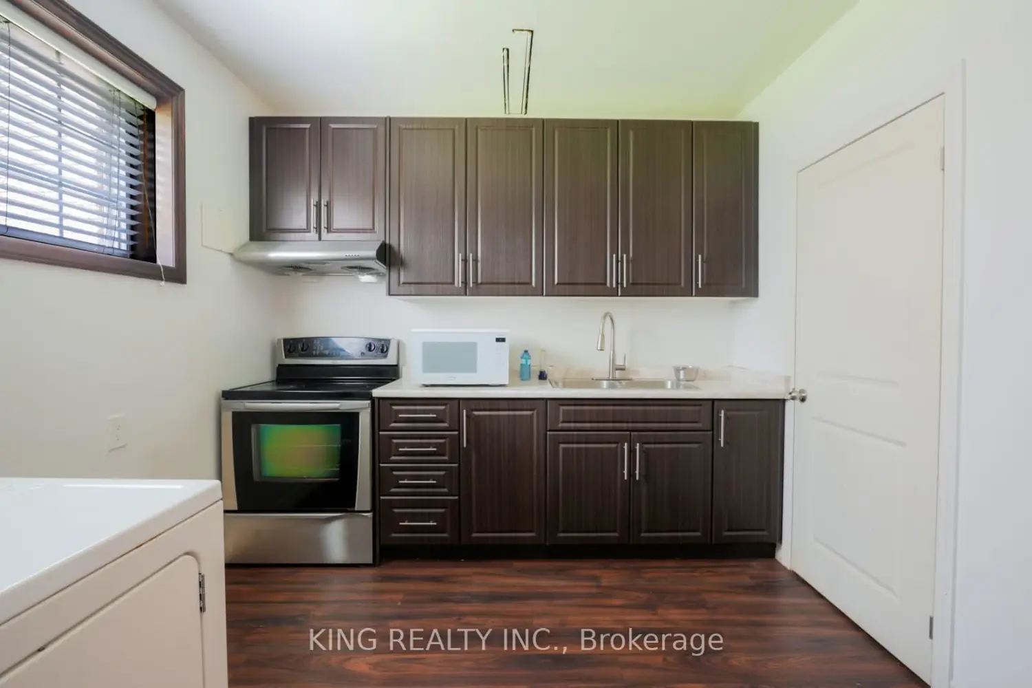 Additional image 16 of 120 Redwood Court