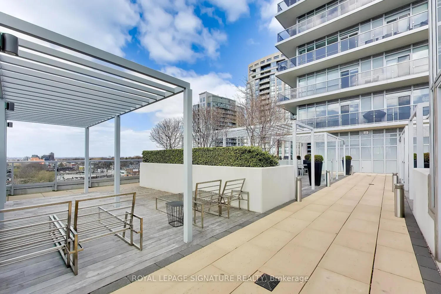 Additional image 19 of 501 St Clair Avenue 501