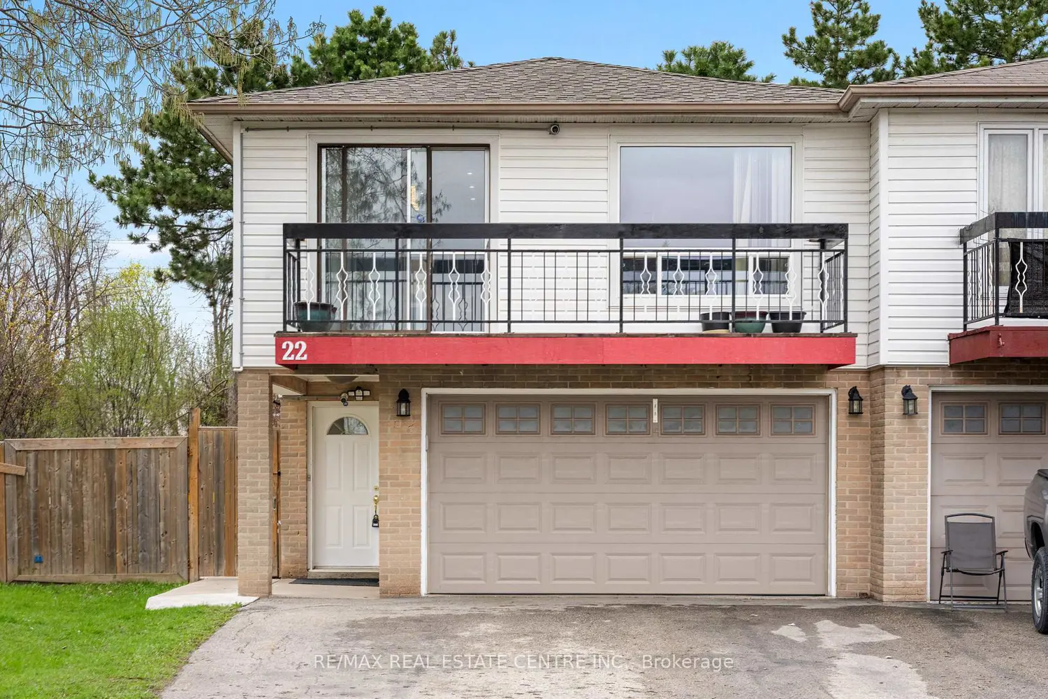 22 Glen Echo Court