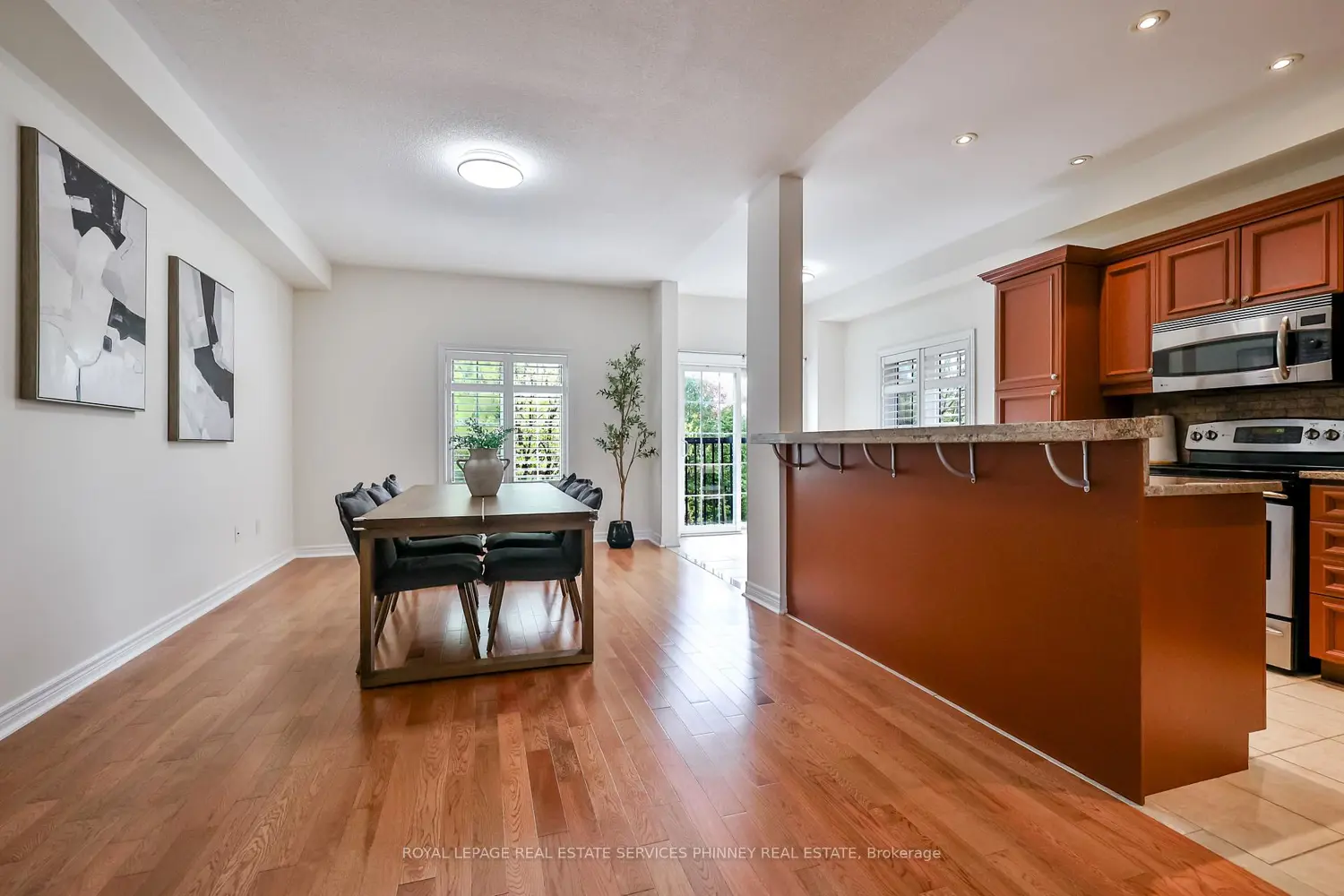 Additional image 5 of 230 Paisley Boulevard 26