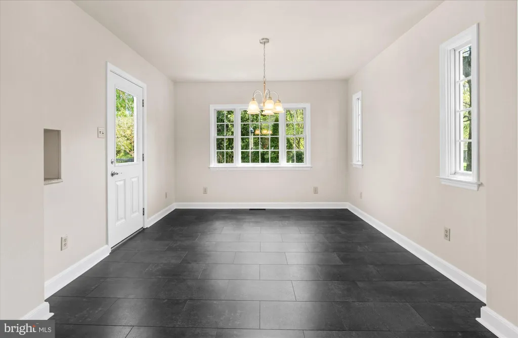 Additional image 8 of 17 Briar Road, Wilmington, DE 19803