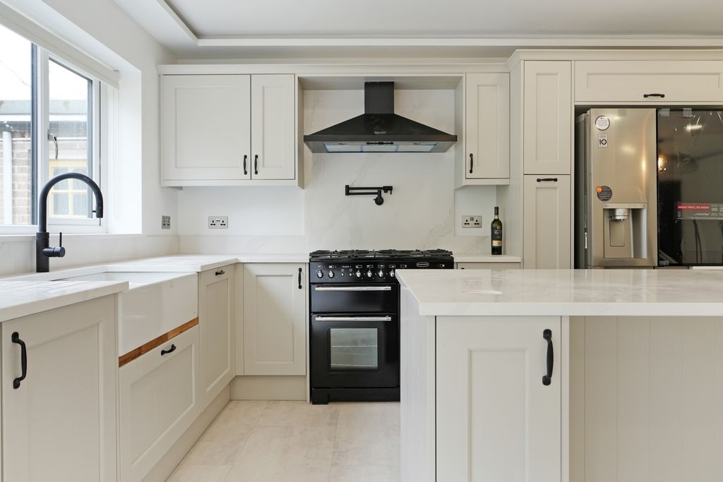 Additional image 9 of 4 bed detached house to rentFurniss Avenue, Dore, Sheffield S17