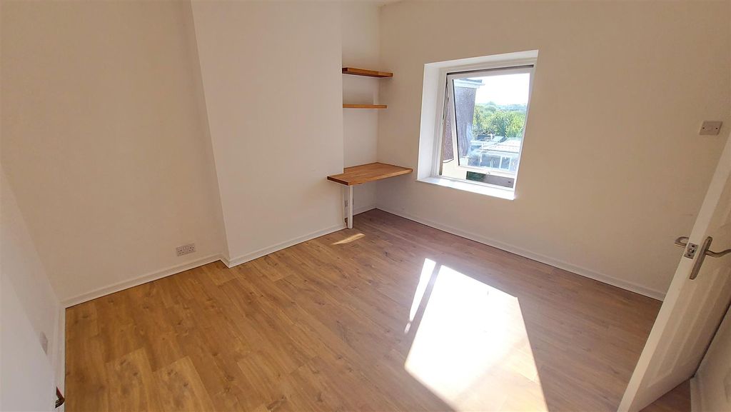 Additional image 10 of 1 bed flat to rentPark Street, Kenfig Hill, Bridgend CF33