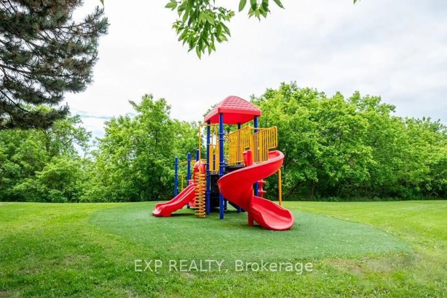Additional image 7 of 6 Humberline Drive 621