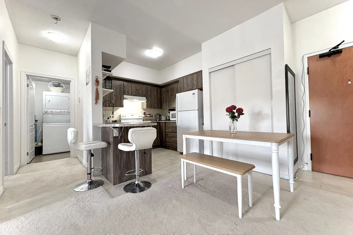 Additional image 6 of 720 Yonge Street 109