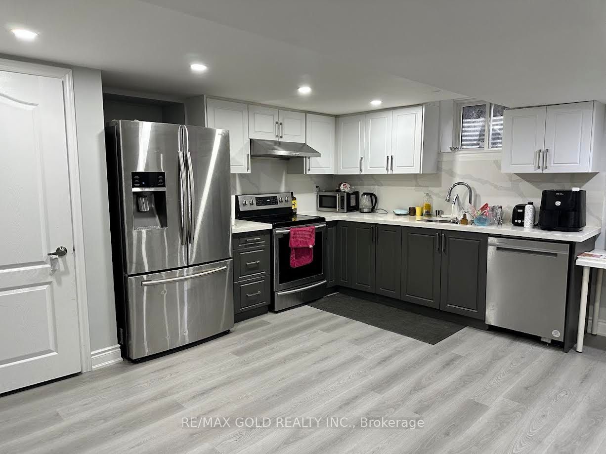 73 Snow Leopard Court, Brampton, ON, L6R 2L7