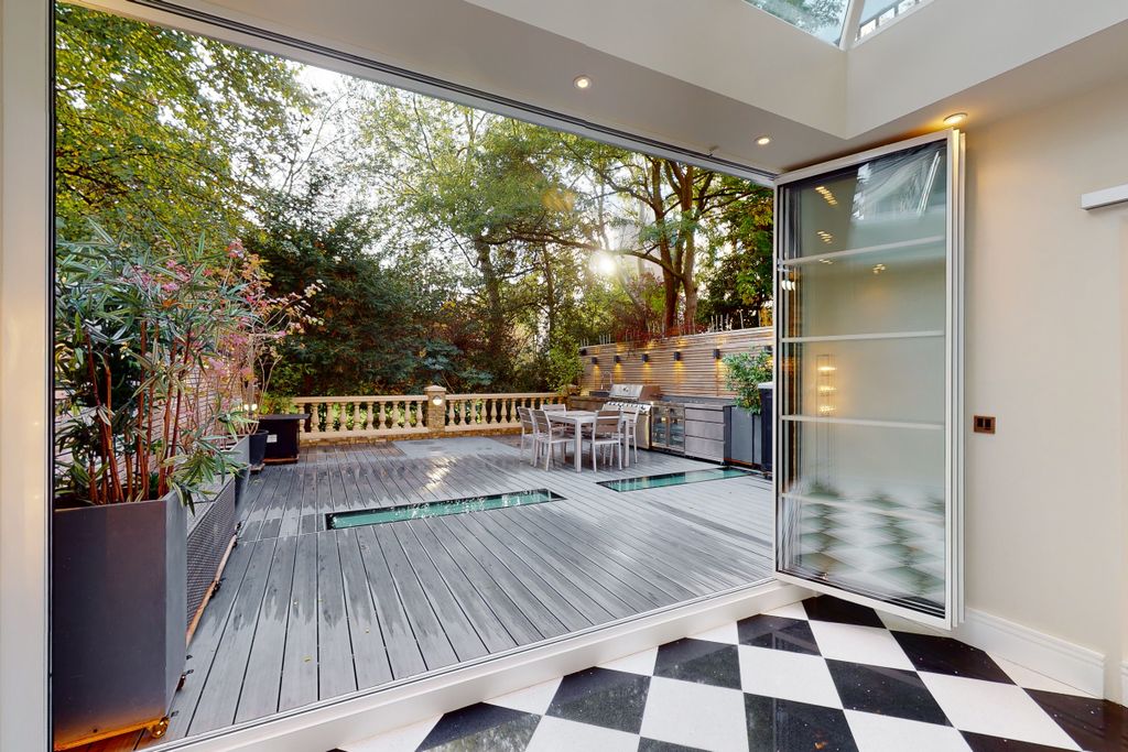 Additional image 4 of 11 bed block of flats for saleRutland Gate, Rutland Gate, London SW7