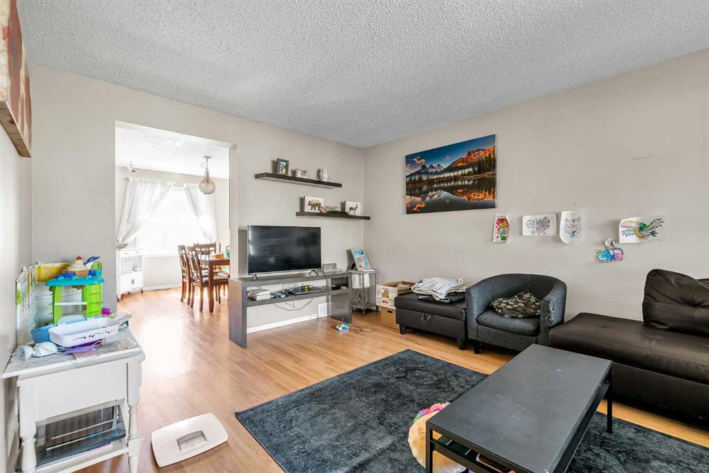 Additional image 4 of 140 Dalhousie Road NW, Calgary, AB, T3A 2H1
