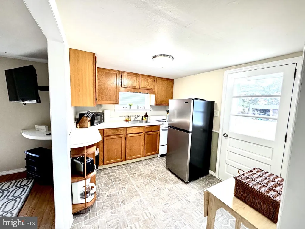 Additional image 7 of 203 S Bay Shore Drive, Milton, DE 19968