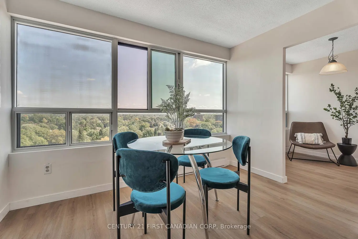 Additional image 6 of 600 Grenfell Drive 1010