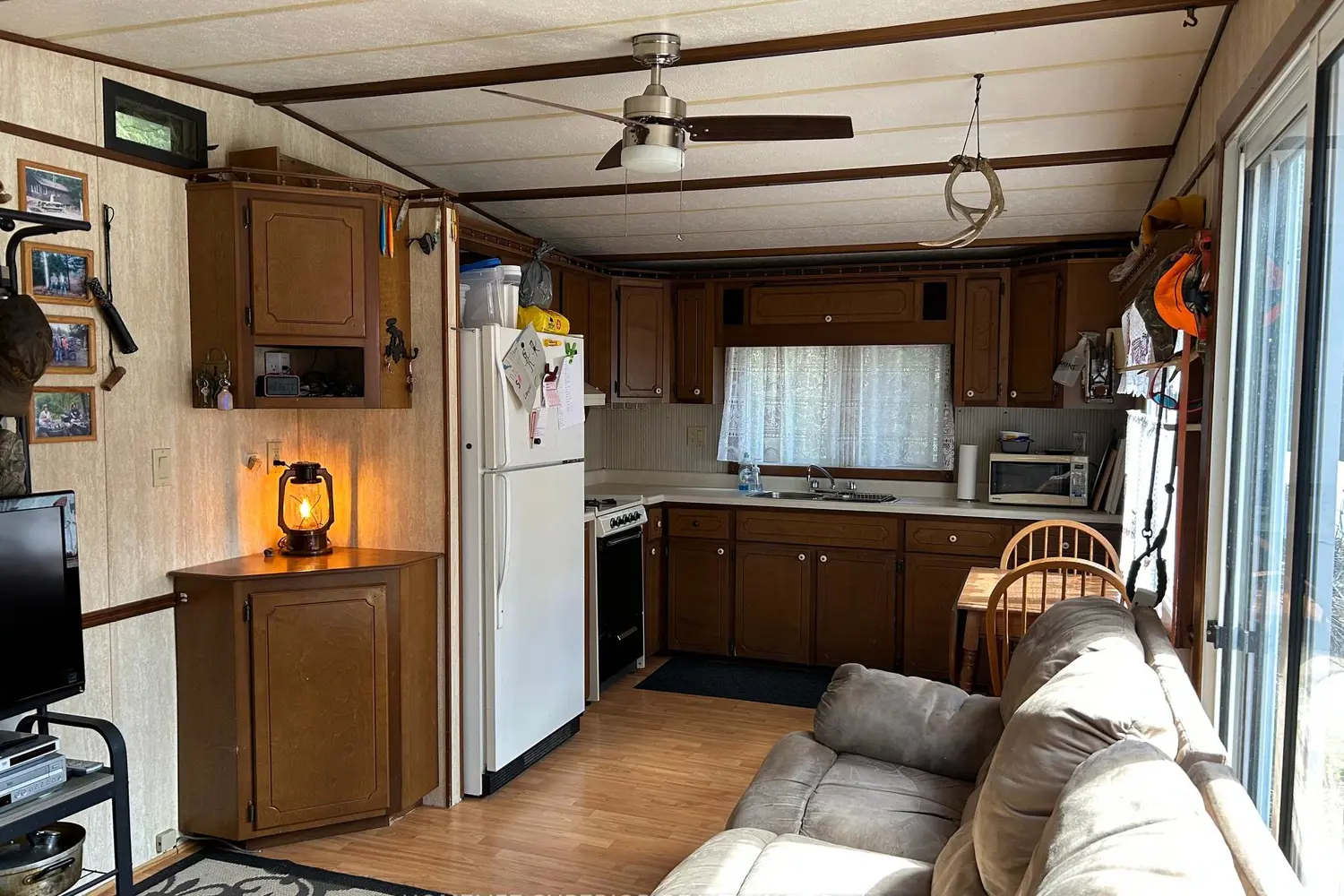 888 Bronson Rapid Road photo 3