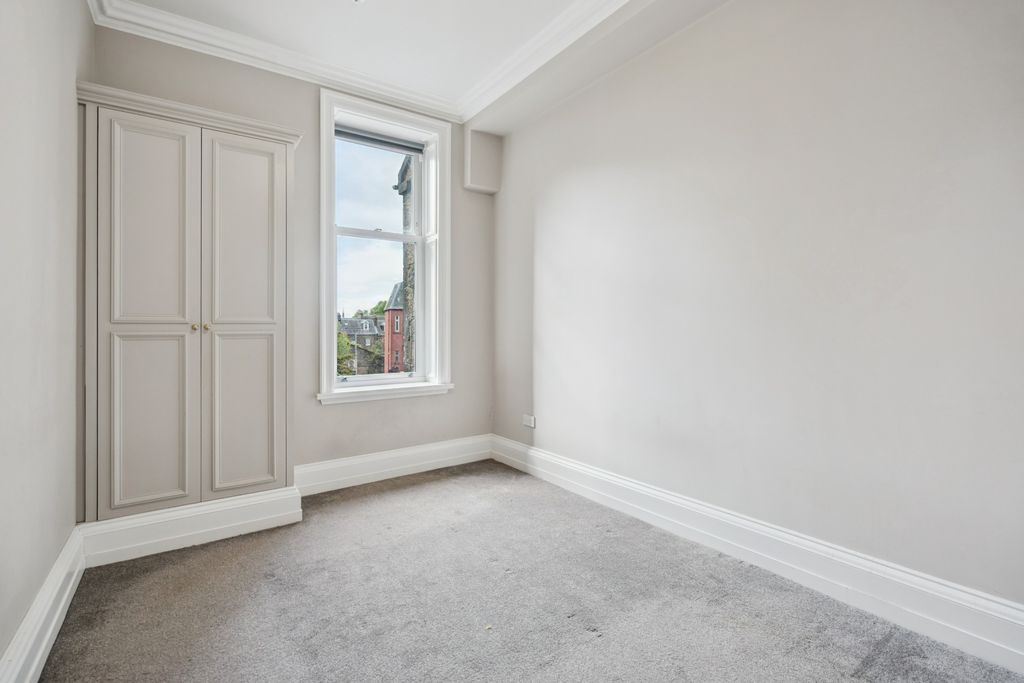 Additional image 5 of 2 bed flat to rentPort Street, Stirling, Stirlingshire FK8